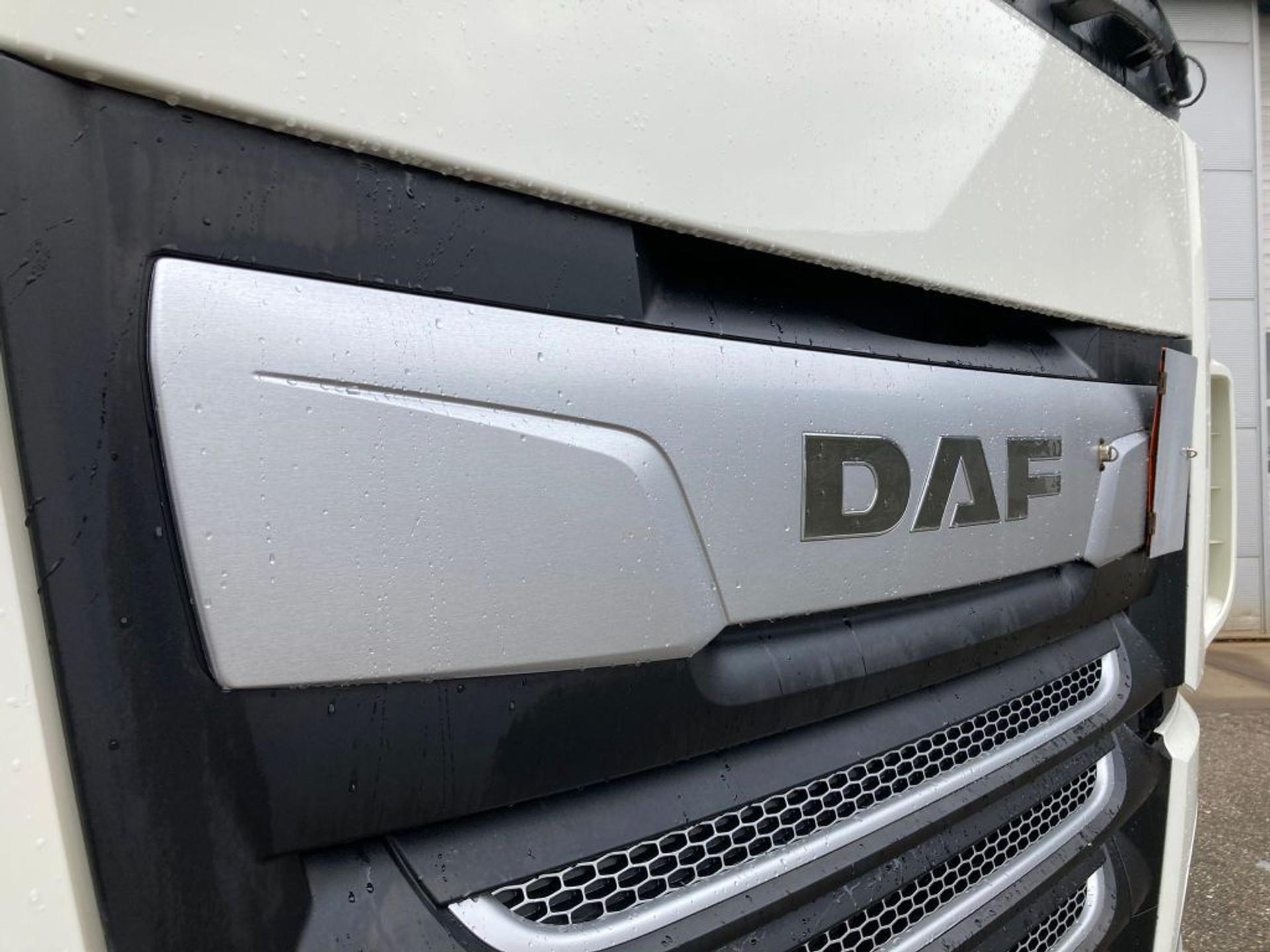 Foto 8 van DAF XF 480 FT Super Space Cab FULL LED PCC Truckphone White Used
