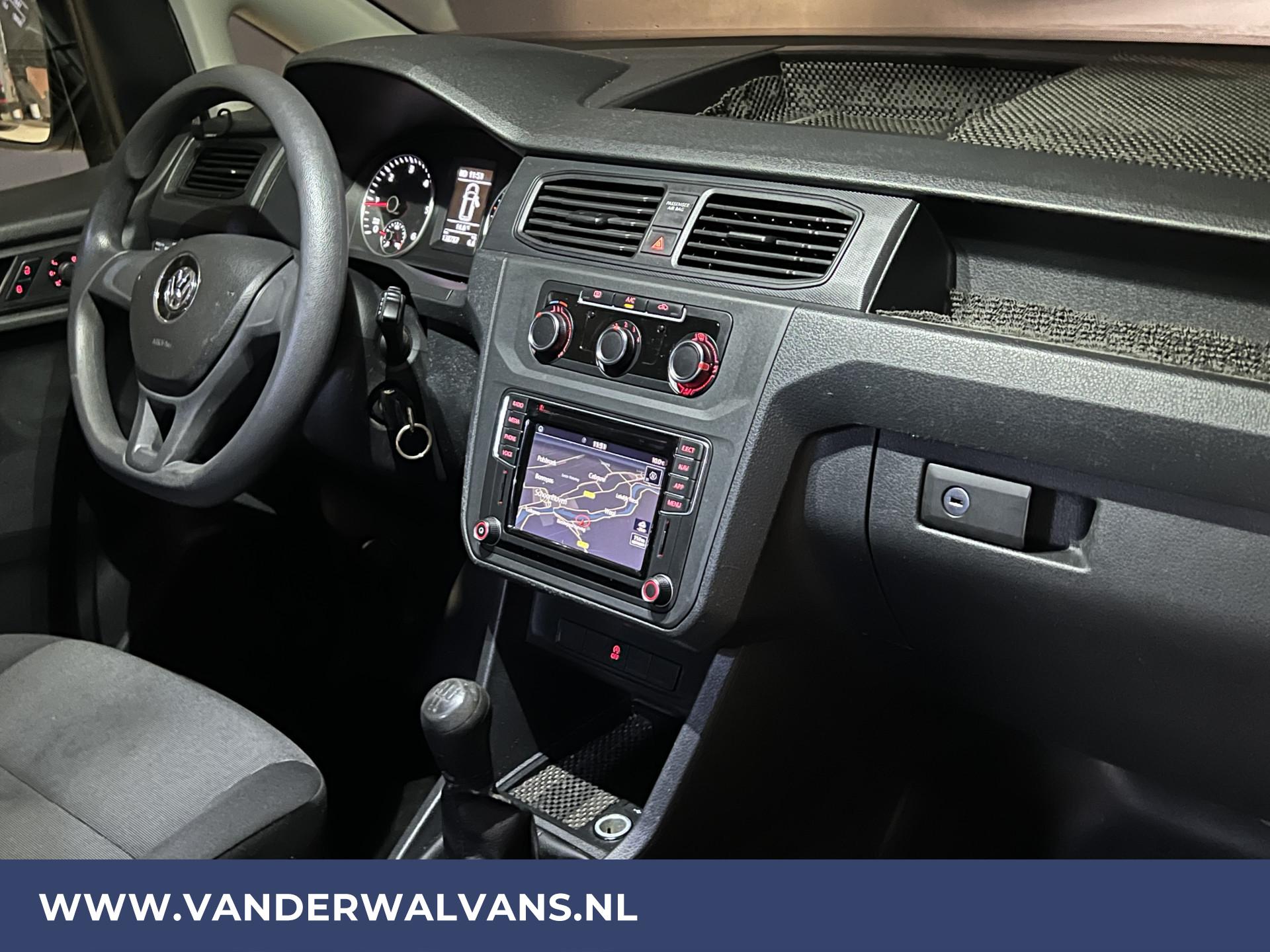 Foto 18 van Volkswagen Caddy 2.0 TDI L1H1 Euro6 Airco | Cruisecontrol | Navigatie | Omvormer | Apple Carplay