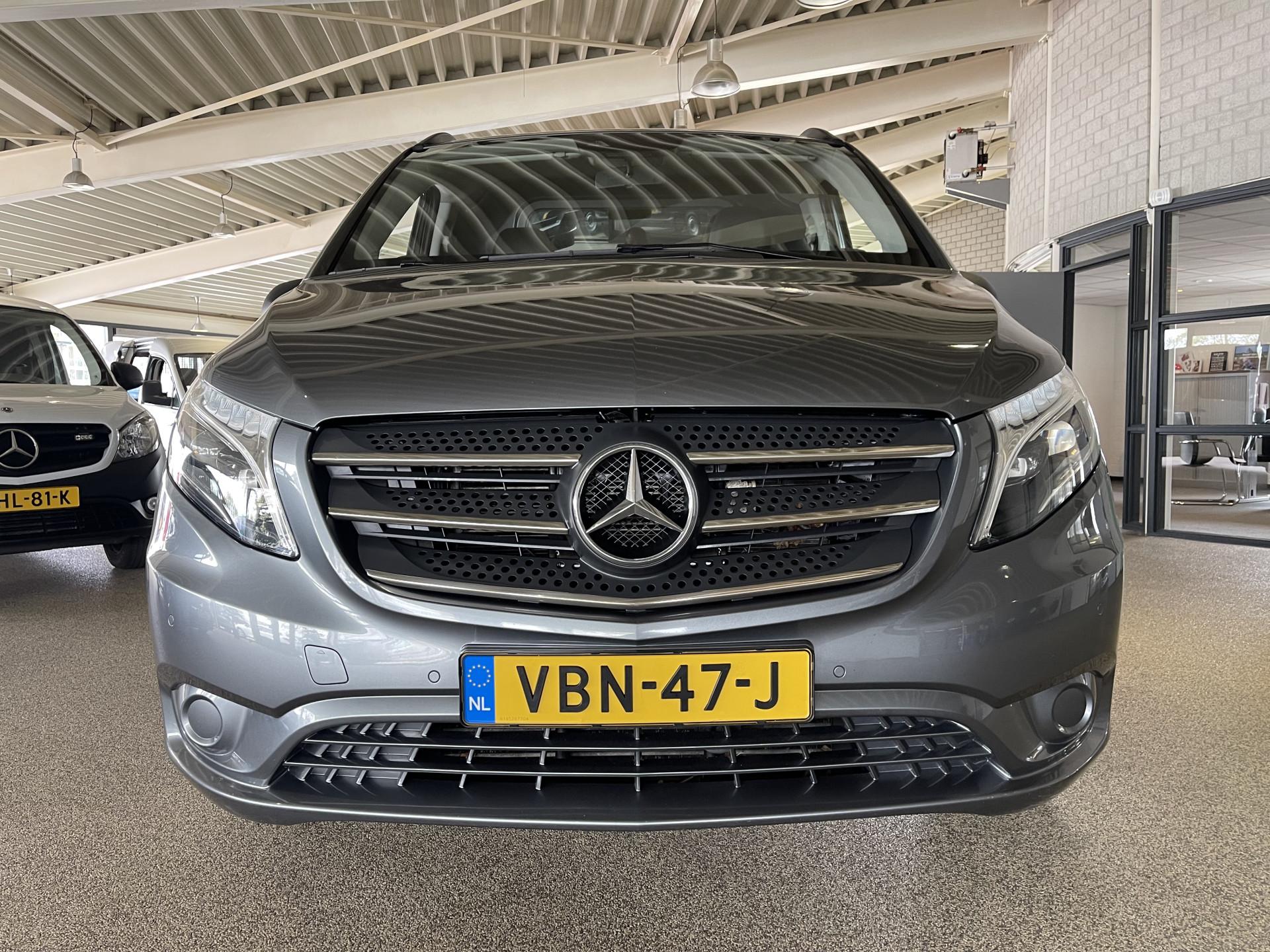 Foto 3 van Mercedes-Benz Vito 114 CDI Lang L2H1 automaat / vaste prijs rijklaar € 29.950 ex btw / lease vanaf € 536