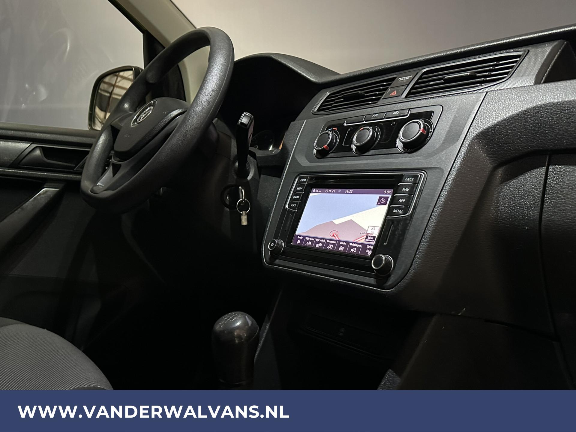 Foto 13 van Volkswagen Caddy 2.0 TDI L1H1 Euro6 Airco | Navigatie | Trekhaak | Apple Carplay | Android Auto