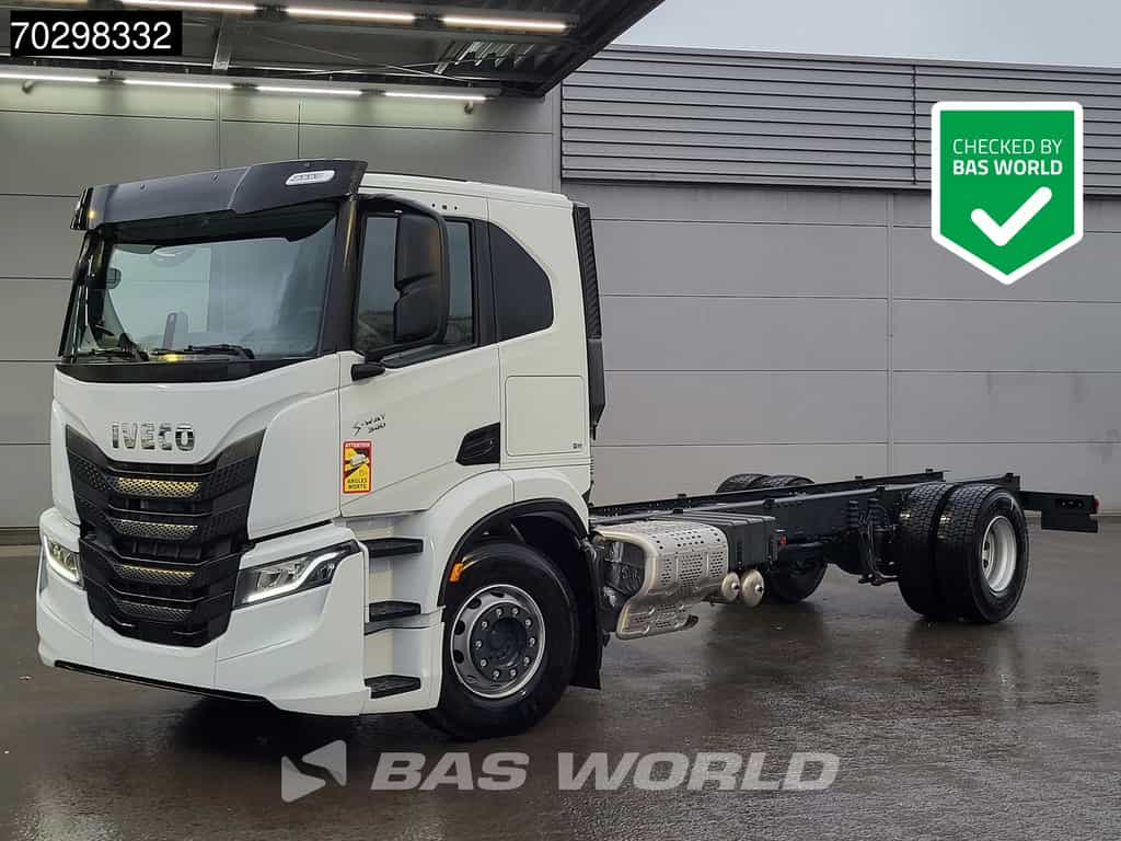 Iveco S-Way 340 4X2 NEW chassis! Automatic Navi ACC LED Euro 6